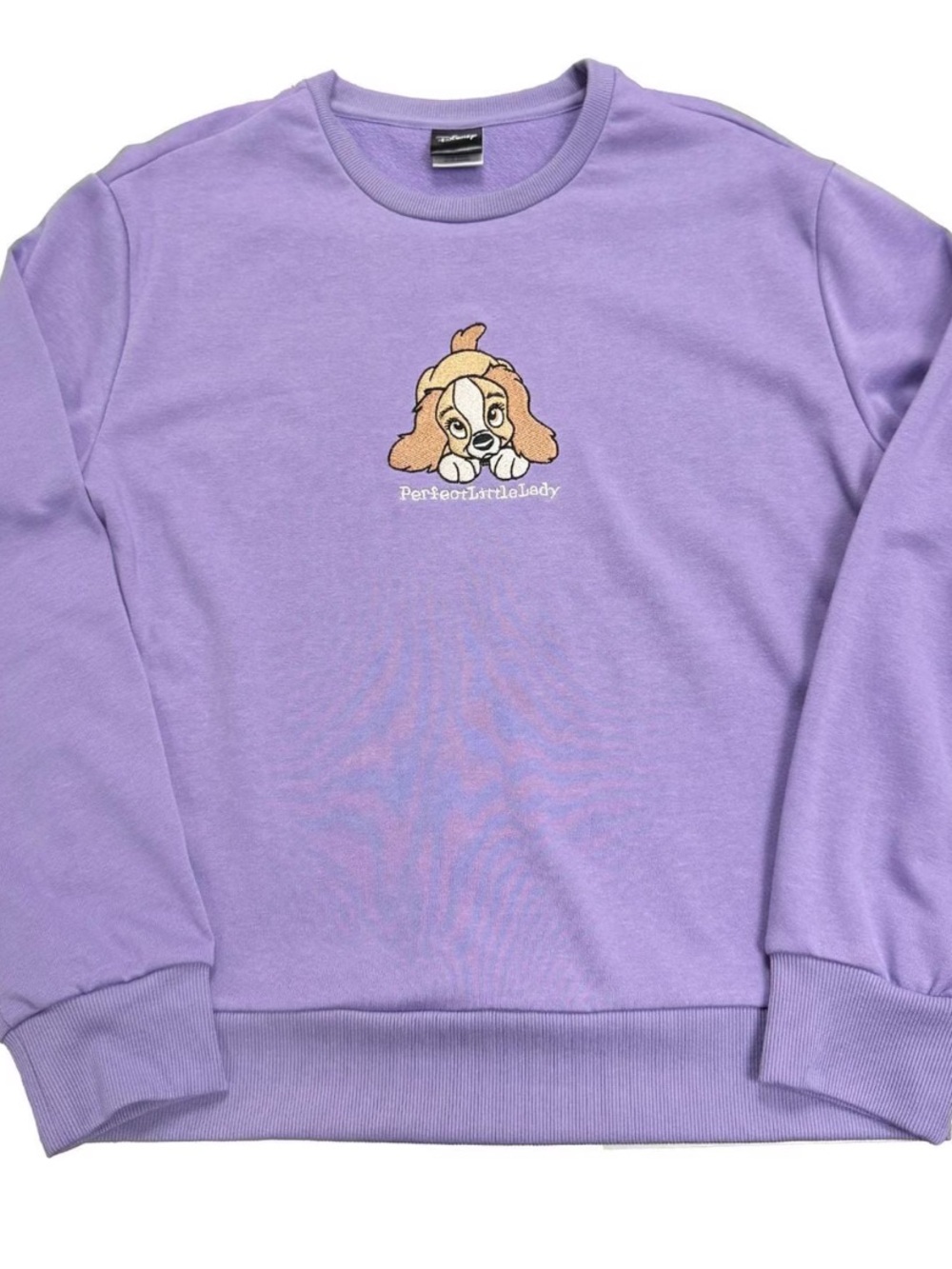 Lilac Crewneck Sweatshirt with Embroidered Disney Lady and the Tramp Graphic